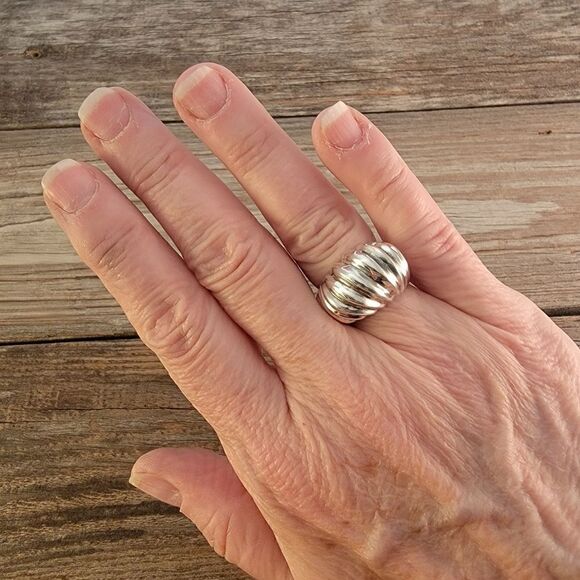 Sterling Ribbed Contemporary Dome Statement Ring - Picture 7 of 9